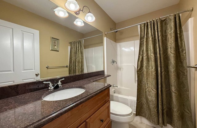 42-1 Locust Lane | Sleeps 21, Pool, Hot Tub, Views