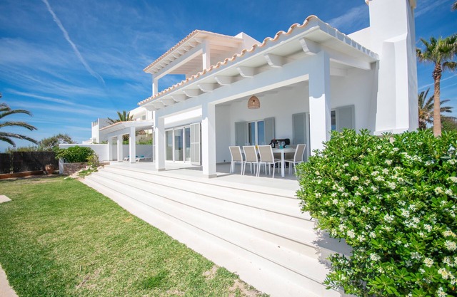 44385 Luxury villa Kanani