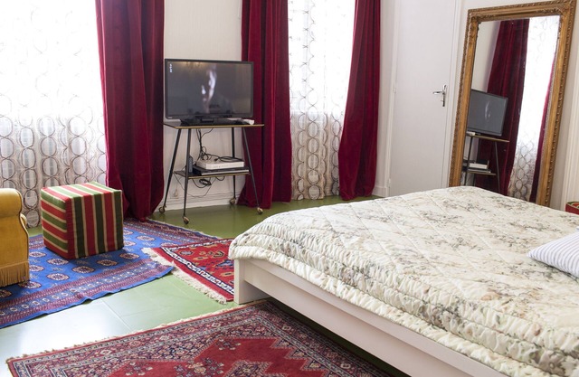 46FM : Montauban GuestHouse :