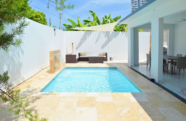 4BD~Private Pool~ 3mn Walk to Beach