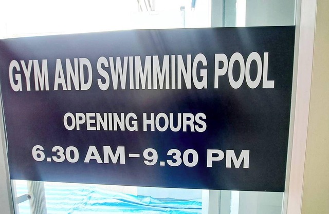 4D - 3 Bedroom Downtown Apartment with shared Pool