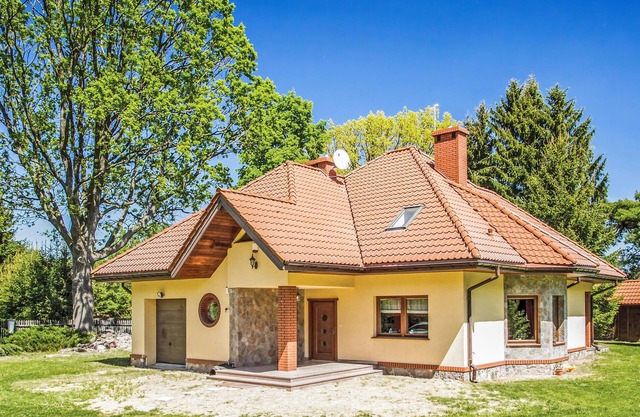 5 bedroom amazing home in Pisz