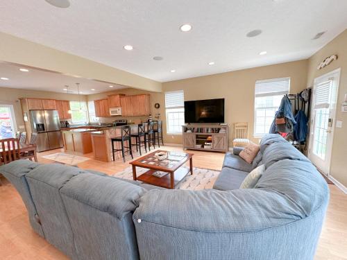 5 Bedroom Home in Old Homestead II