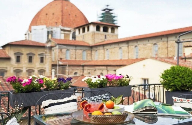 5 Beds With Unparalleled Views. Exceptional Style in Borgo San Lorenzo