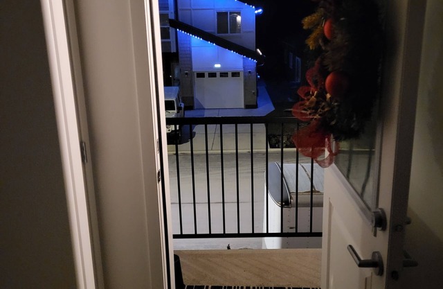 5 Guests Cozy & Affordable Getaway