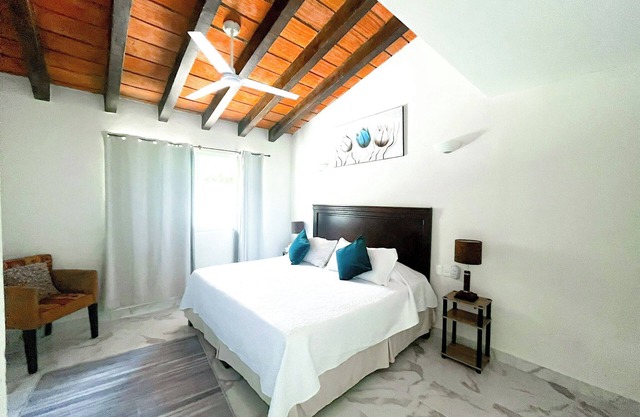 5 MIN FROM THE BEACH! A6 Villas Mares de Verano