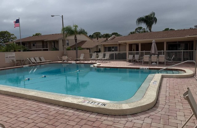 5 star rated condo heated pool siesta key!