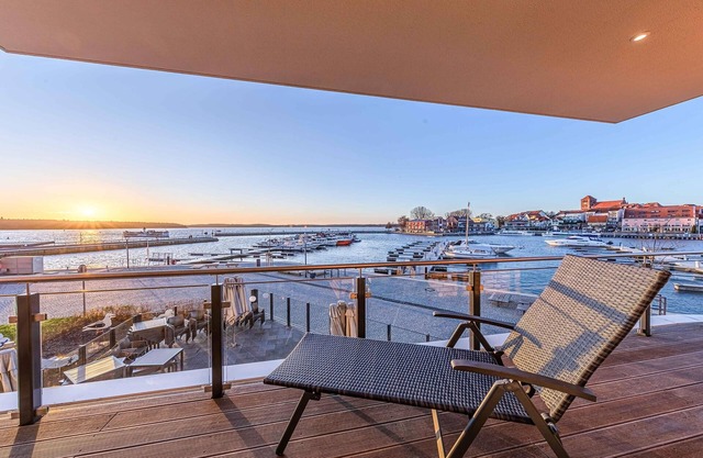 5-star vacation apartment Quartier Lounge in the harbor residence Waren (Müritz)
