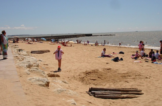 50 metres from the beach, comfortable house in a quiet location