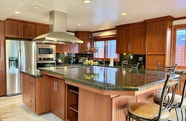 5128M Mandalay Shores Pet Friendly Side Street