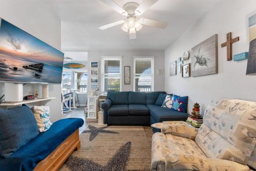 5600 Seaview Ave, Unit 34