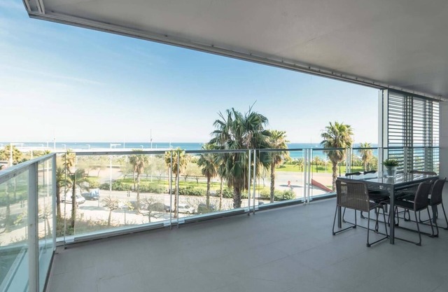 569 - Beach Apartment w/Pool V