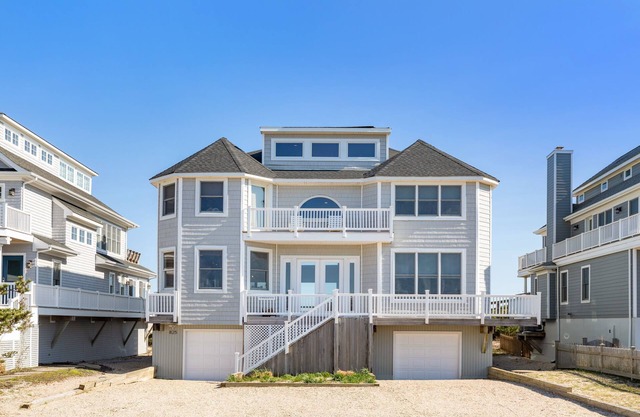 5BR Oceanfront with INDOOR/OUTDOOR Pool