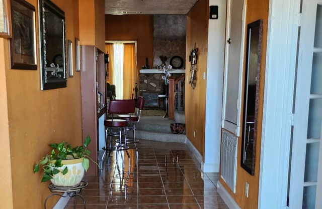 6 Bedroom Comfortable Atmosphere