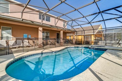 6 Bedrooms 4 Bathrooms Veranda Palms 4457 Np