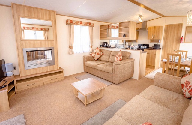 6 Berth Modern Caravan-Private Bathroom