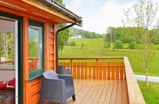 6 person holiday home in EIDSVÅG