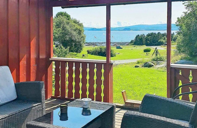 6 person holiday home in Storfosna-By Traum