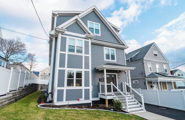 60-1 4BR Boston - Cozy New Apt near Franklin Park