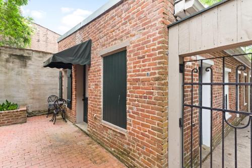 610 Franklin - 5B - 1 Bed, 1 Bath, Heart of Downtown, Washer & Dryer