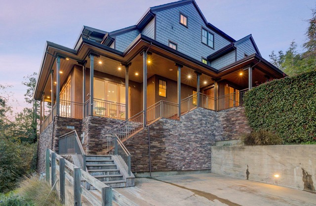 6bd/3.5ba Marin Home w/Hot Tub + Billiards + BBQ