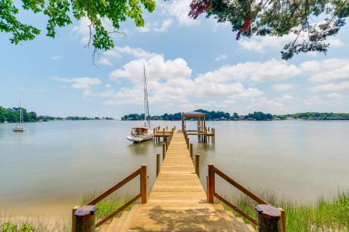 7 and Acre Private Waterfront Gem in Colonial Beach