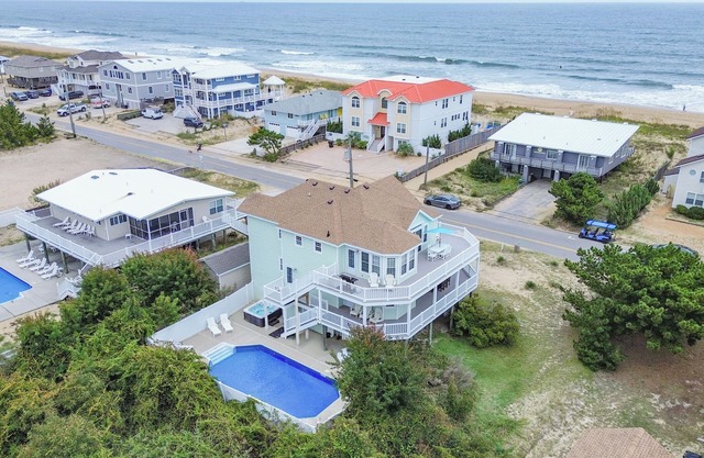 7 + Bedroom, 5.5 Bthrm - Pool/Hot Tub, Semi-Ocean Front - Sandbridge Beach, VA