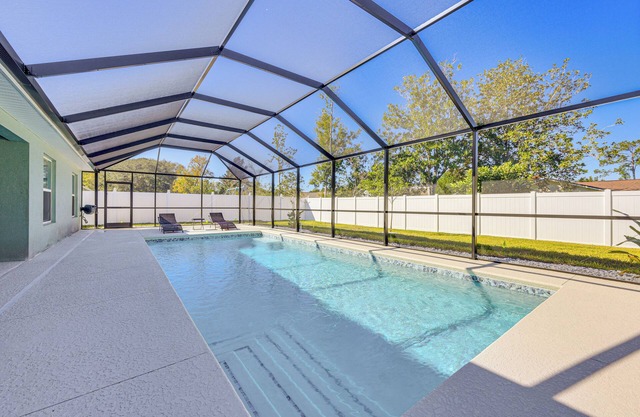 8 Mi to Flagler Beach: Home w/Outdoor Dining!