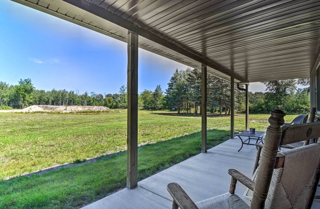 800-Acre Au Gres Oasis: 2 Ponds + ATV Trails!