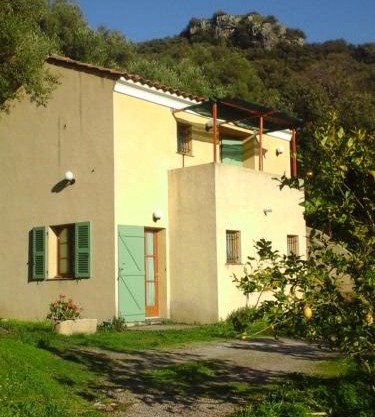 A CASA DI L'ALIVU
