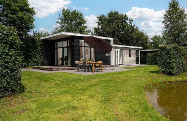 A comfortable forest lodge with hot tub!