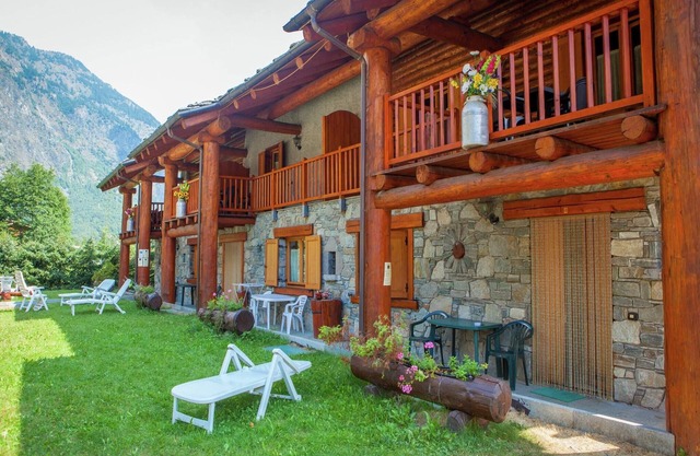 A Cozy Alpine Retreat