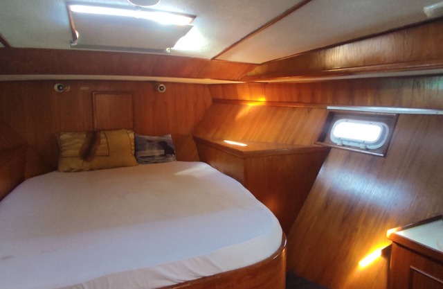 A dream boat for a wavy vacation