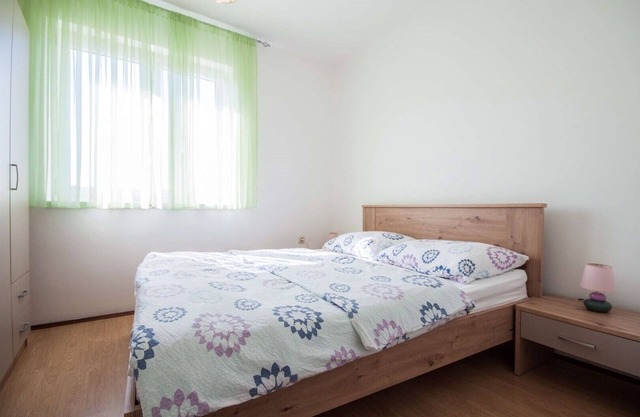 A family apartment close to the beach - Dara3