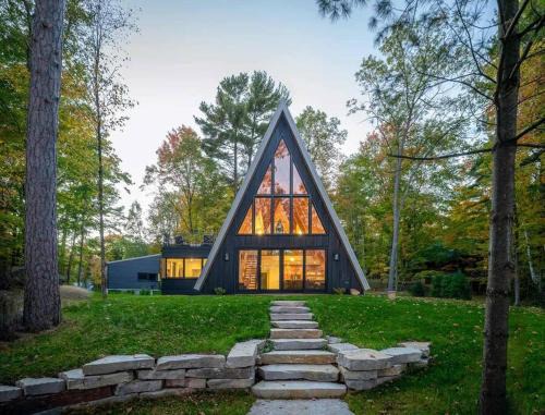 A-Frame Serenade - Luxury Amidst Nature's Symphony