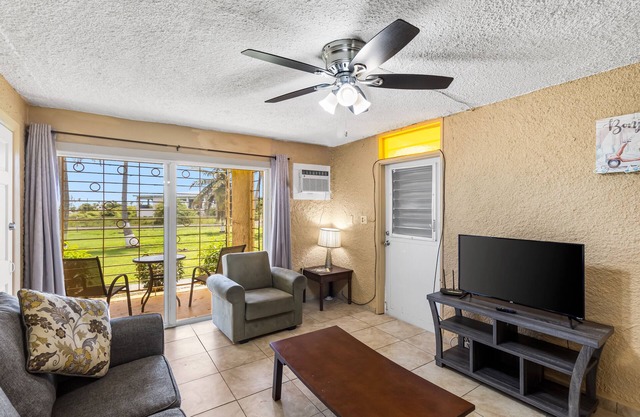 A Getaway To A Getaway 1 Bedroom Condo by RedAwning