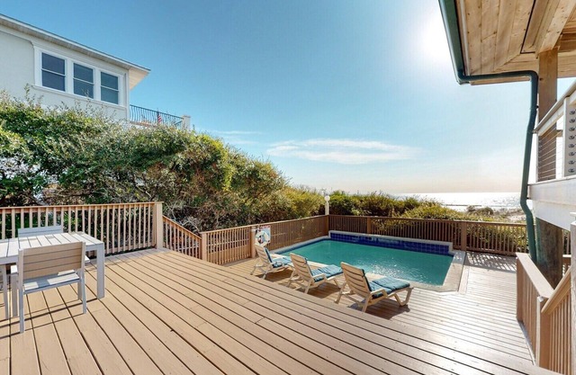 A Gift from the Sea- Gulf front home