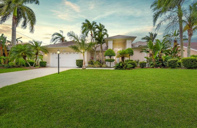 A great waterfront escape with amazing views and features!