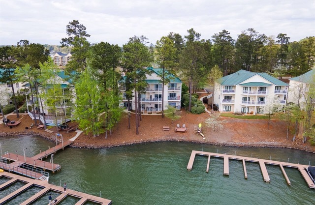 A Little Peace of Lake Martin | 1 Bed, 1 Bath