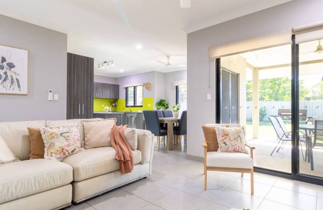 A modern family friendly home in a quiet, leafy suburb, with 3 bedrooms and 2 bathrooms