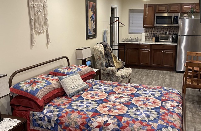 A Studio Apt in Willow Grove Park