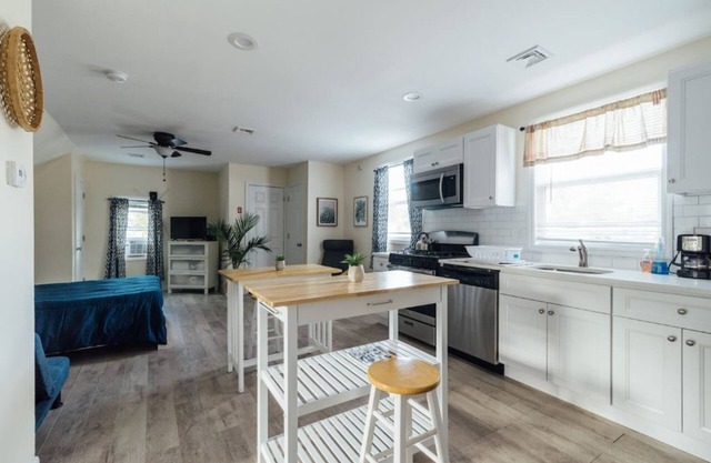 A+ Studio | Prof. Cleaned + Sanitized + Discounts