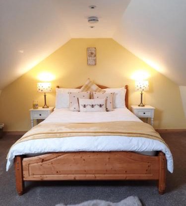 A Stylish Country Retreat!