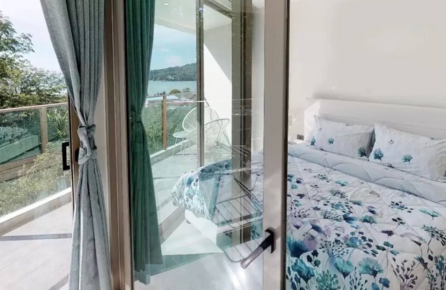 A32 · 1 Bed Sea View Apartment near beach