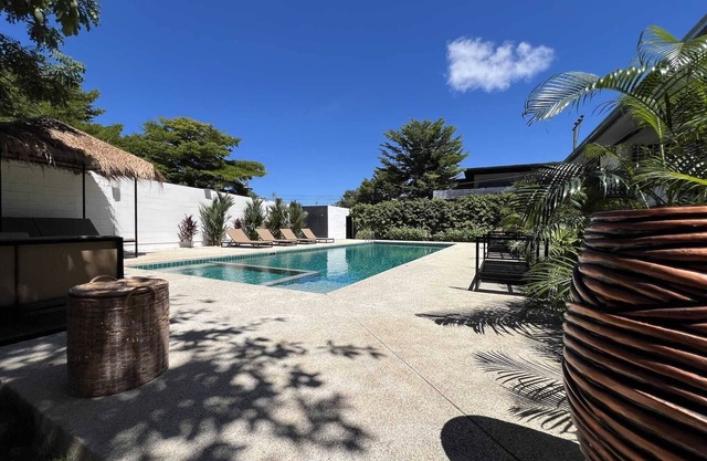 Abobe ApartHotel Hua Hin