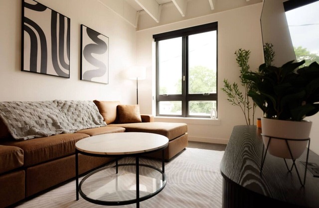 Above The Roots | Sophisticated 1BD Retreat