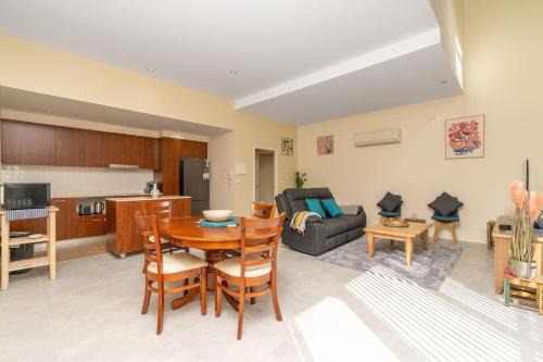 Absolutely spacious APT unit between ANU and City - Hosted by CanStay