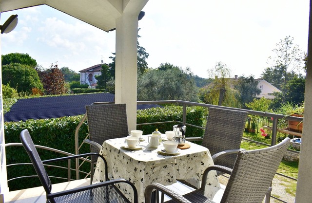 Accommodation in Barboj-Umag, your holiday in the countryside, 5 min from the sea, terrace