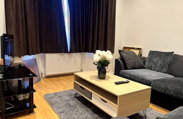 Ace Space III | 3bed Home | Easy London Access