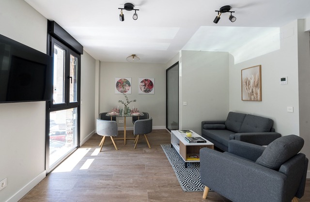 Acogedor Piso Familiar con Terraza en Alcalá de Henares